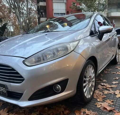 Ford Fiesta Kinetic 1.6 SE 120 cv 2015 – 91.000 km