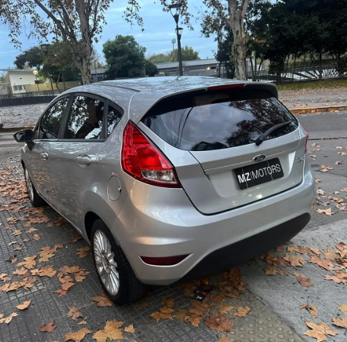 Ford Fiesta Kinetic 1.6 SE 120 cv 2015 – 91.000 km