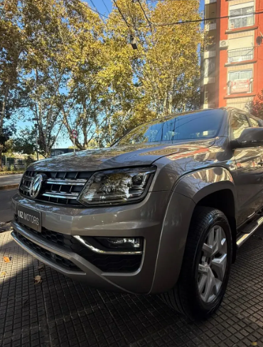Volkswagen Amarok 3.0 V6 Highline 4×4 2024 – Automática – 83.000 km