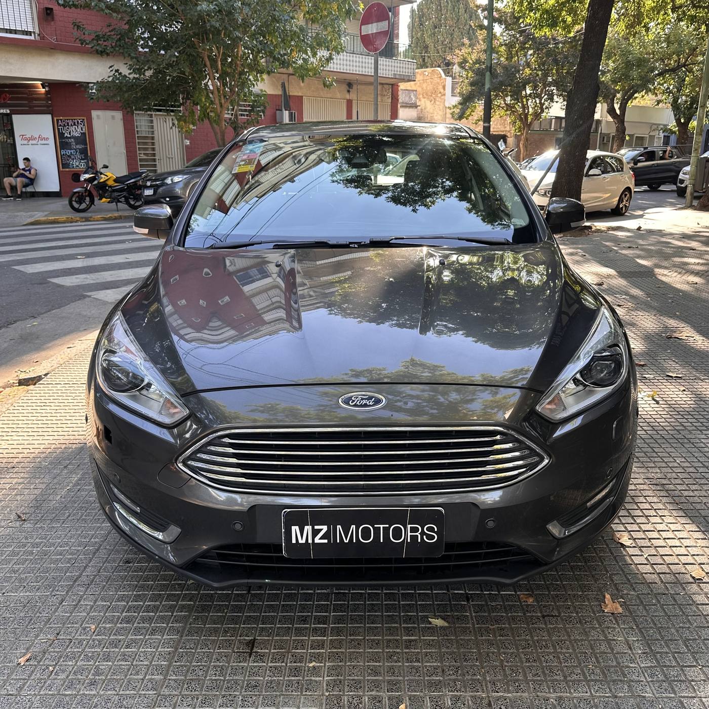 Ford Focus III 2.0 Titanium AT6 2017 – Cuero y techo solar – 93.000 km