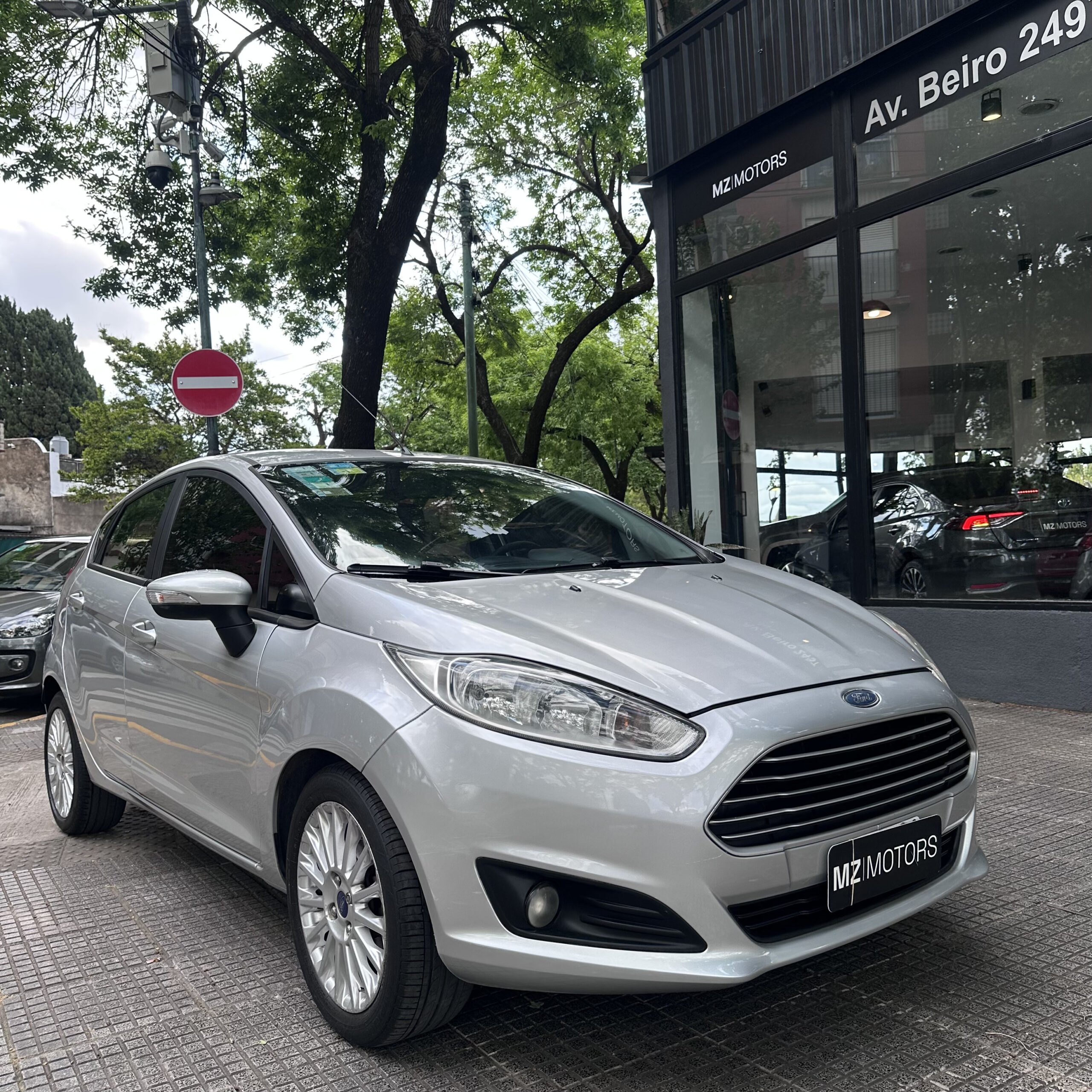 Ford Fiesta Kinetic 1.6 SE 120 cv 2015 – 91.000 km