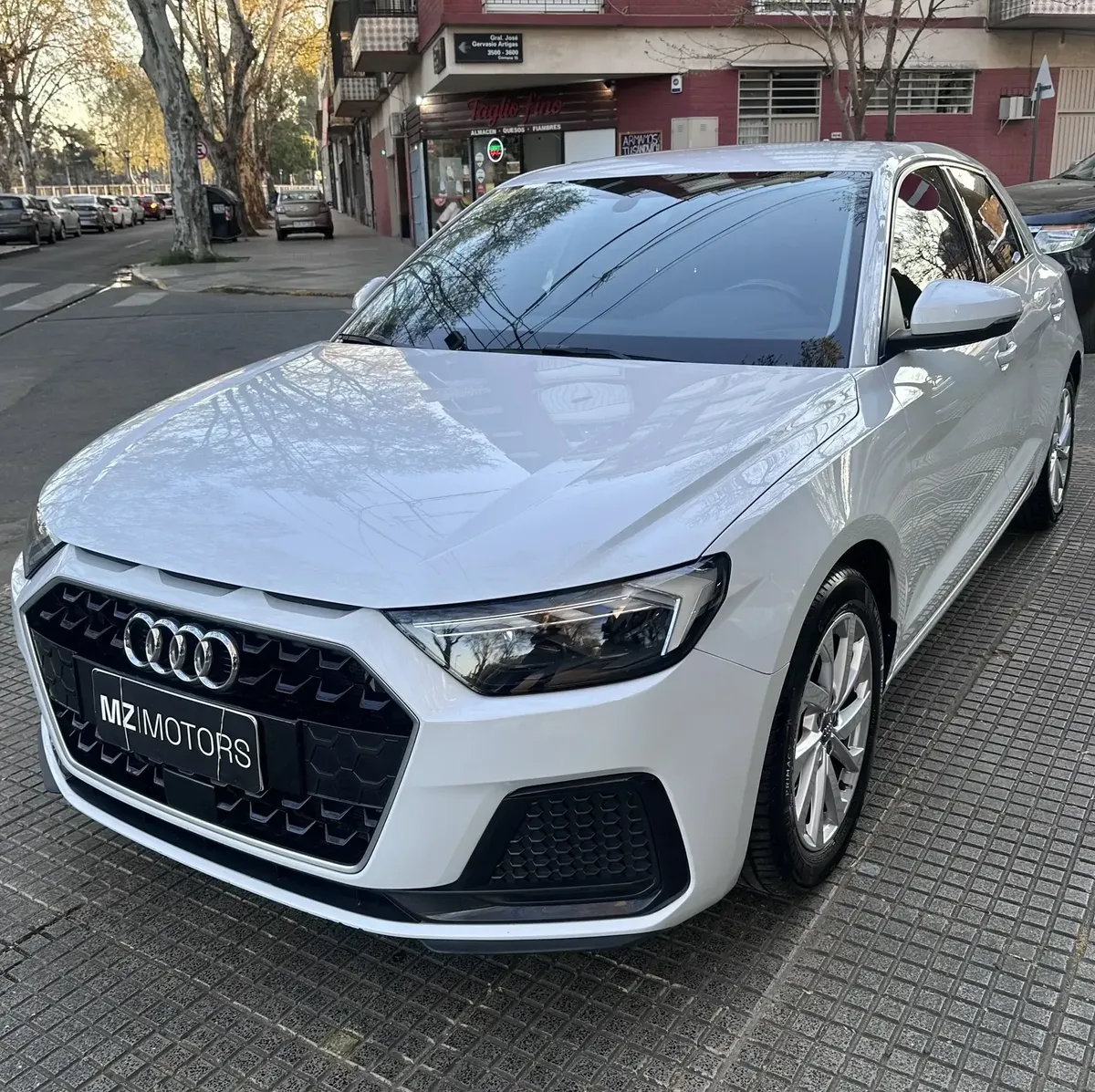 AUDI A1 SPORTBACK TFSI STRONIC