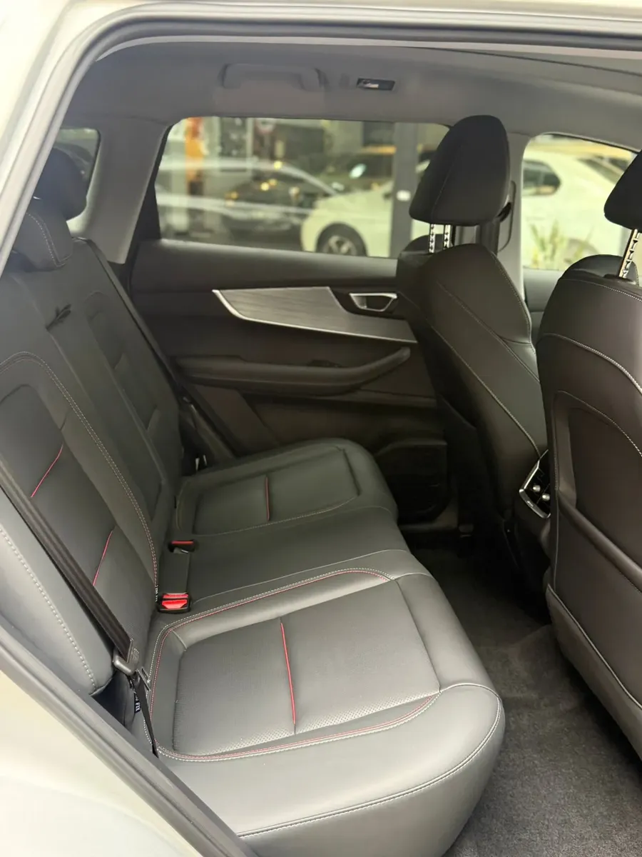 
								Chery Tiggo 7 pro hybrid 1.5 Hev Premium Cvt full									