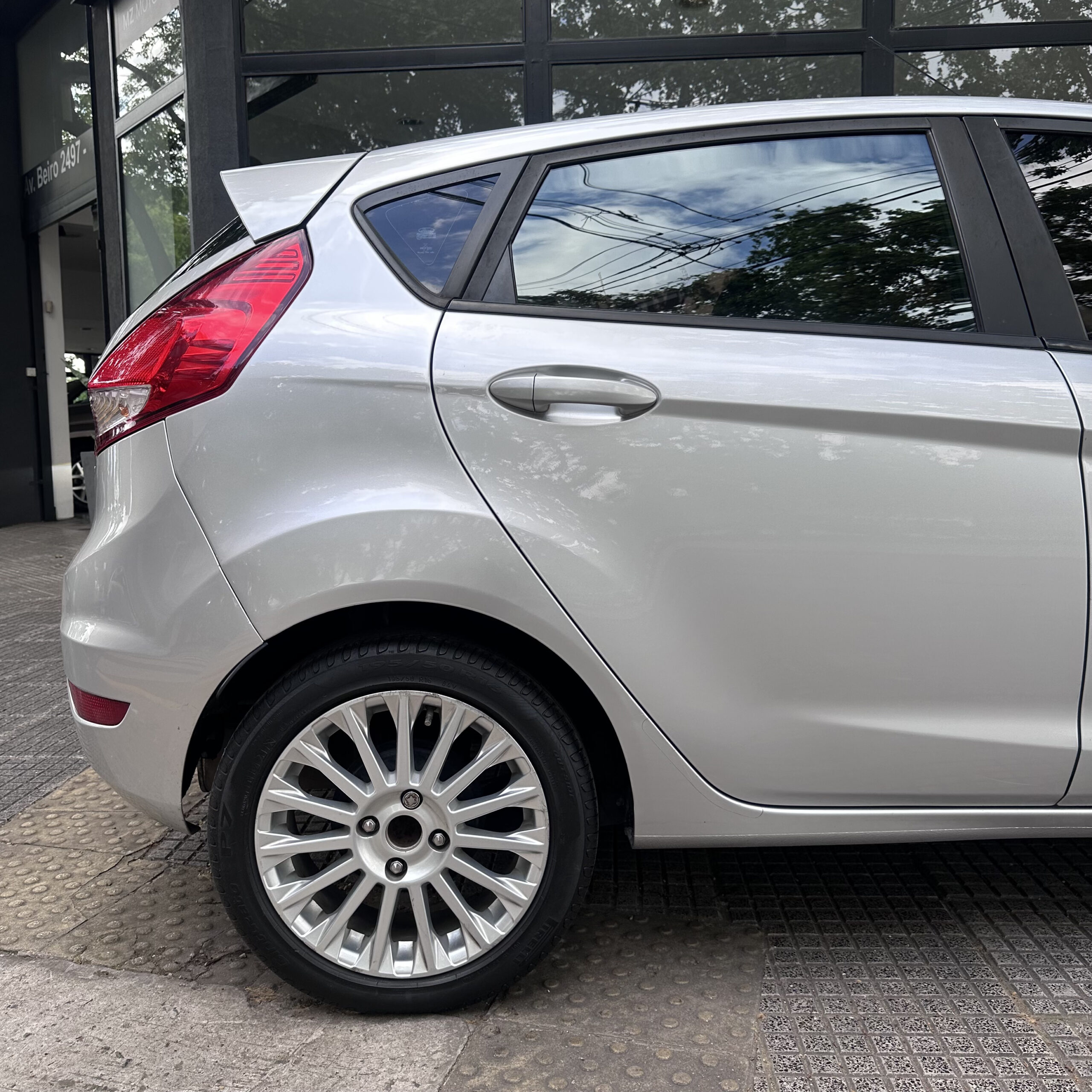 
								Ford Fiesta Kinetic 1.6 SE 120 cv 2015 – 91.000 km full									