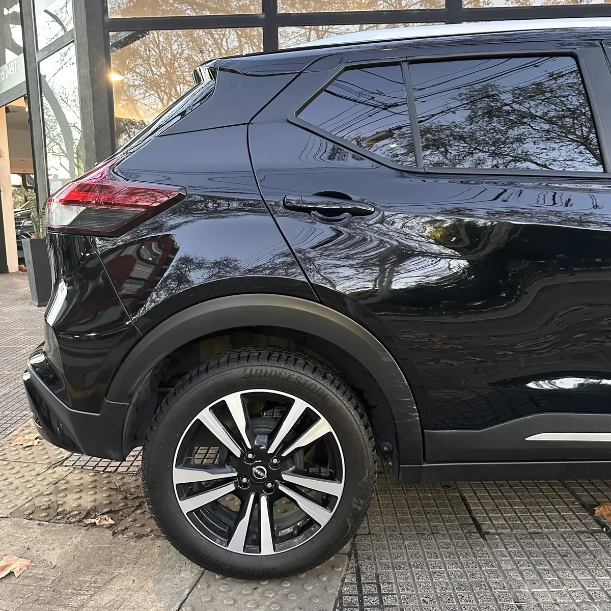Nissan Kicks Play 1.6 Exclusive CVT 2025 – 13900 km