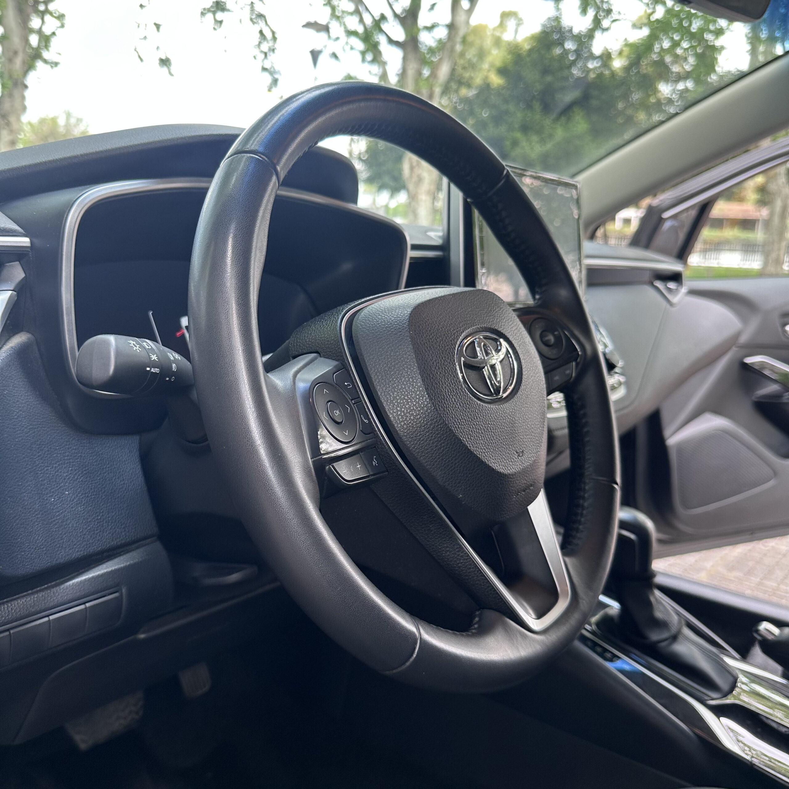 
								Toyota Corolla 1.8 Hev Seg Ecvt full									