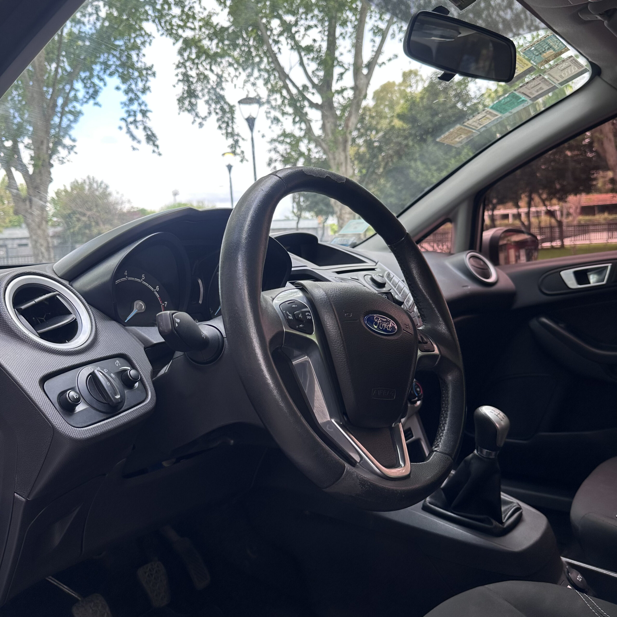 
								Ford Fiesta Kinetic 1.6 SE 120 cv 2015 – 91.000 km full									