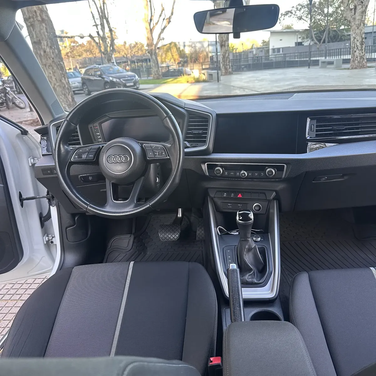 
								AUDI A1 SPORTBACK TFSI STRONIC full									