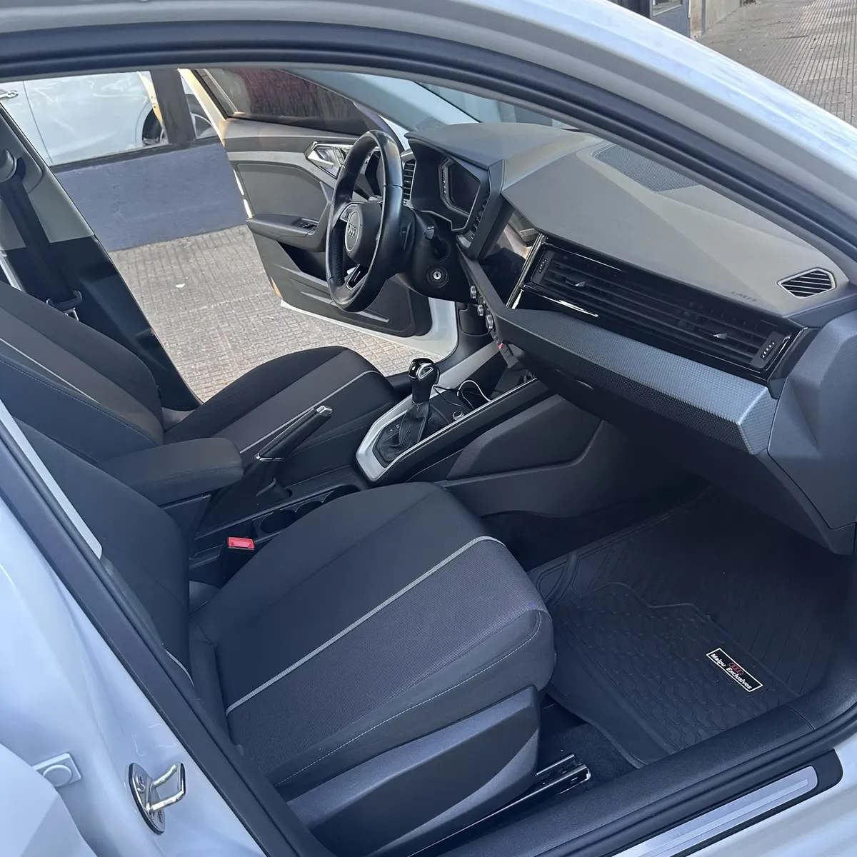 
								AUDI A1 SPORTBACK TFSI STRONIC full									
