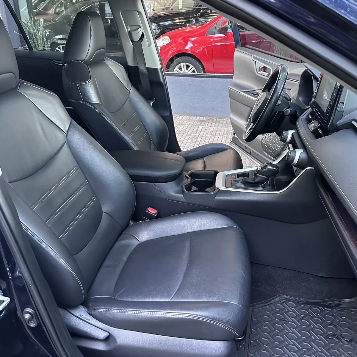 
								Toyota Rav4 Hibrid 2.5 Hv Limited 4×2 At full									