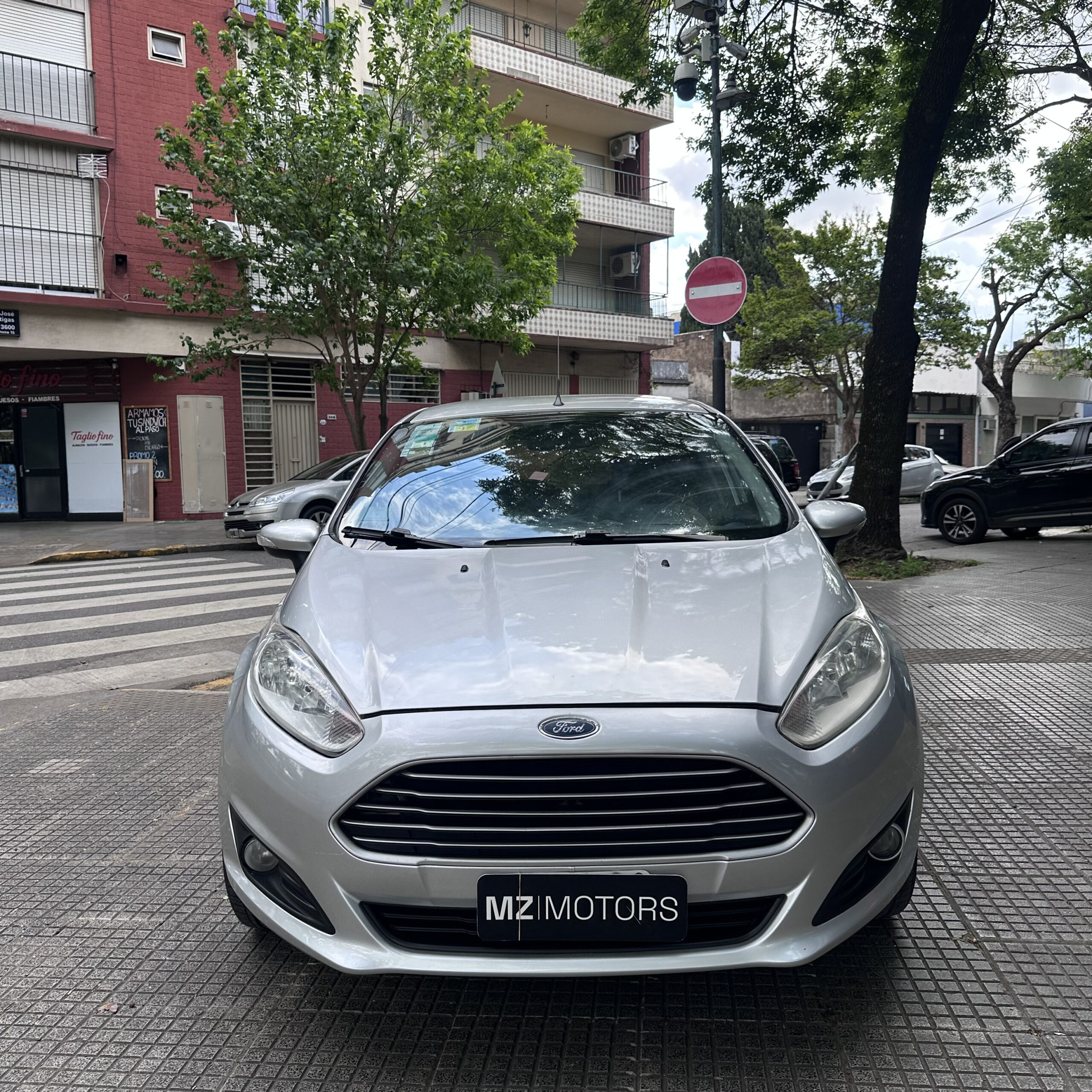 Ford Fiesta Kinetic 1.6 SE 120 cv 2015 – 91.000 km