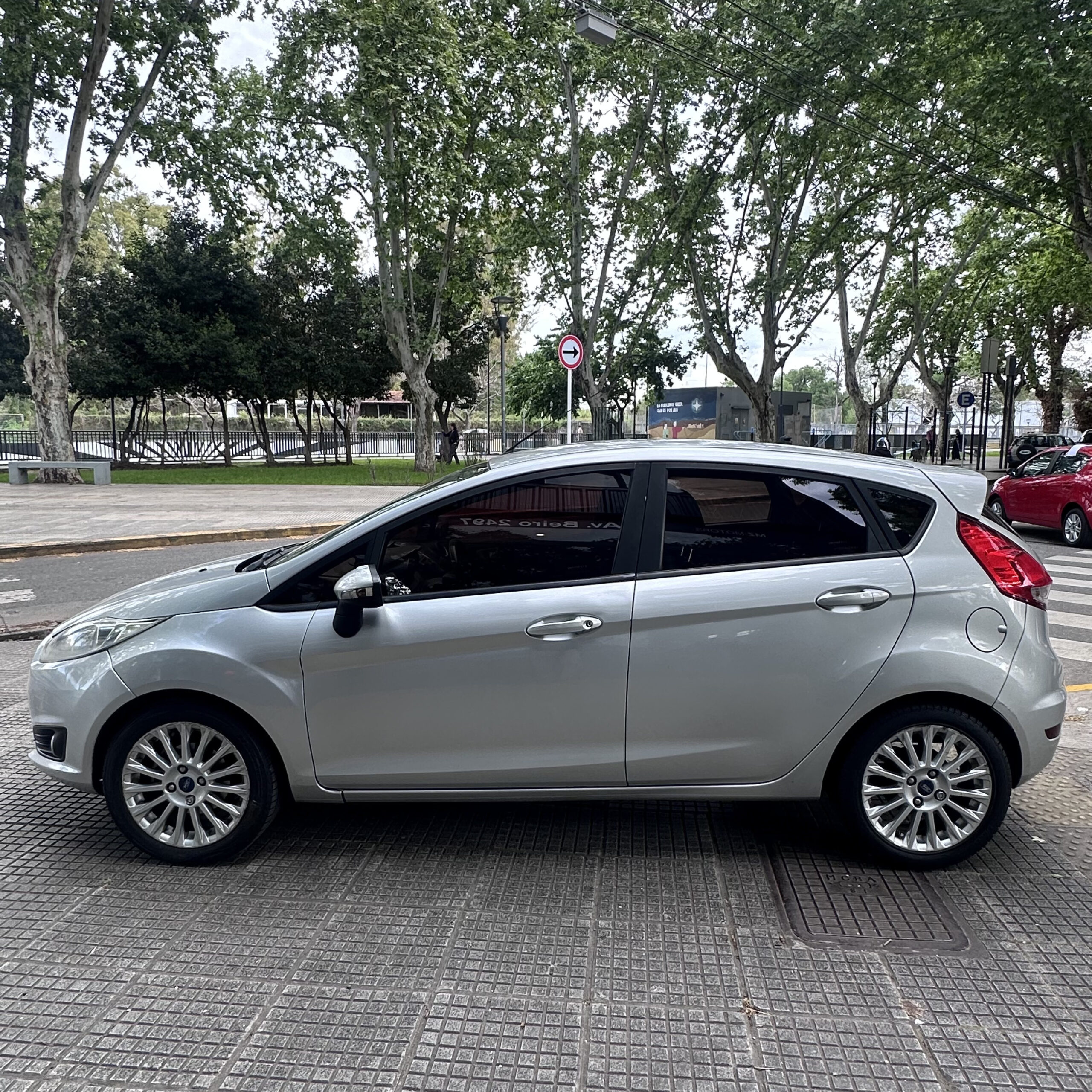 
								Ford Fiesta Kinetic 1.6 SE 120 cv 2015 – 91.000 km full									