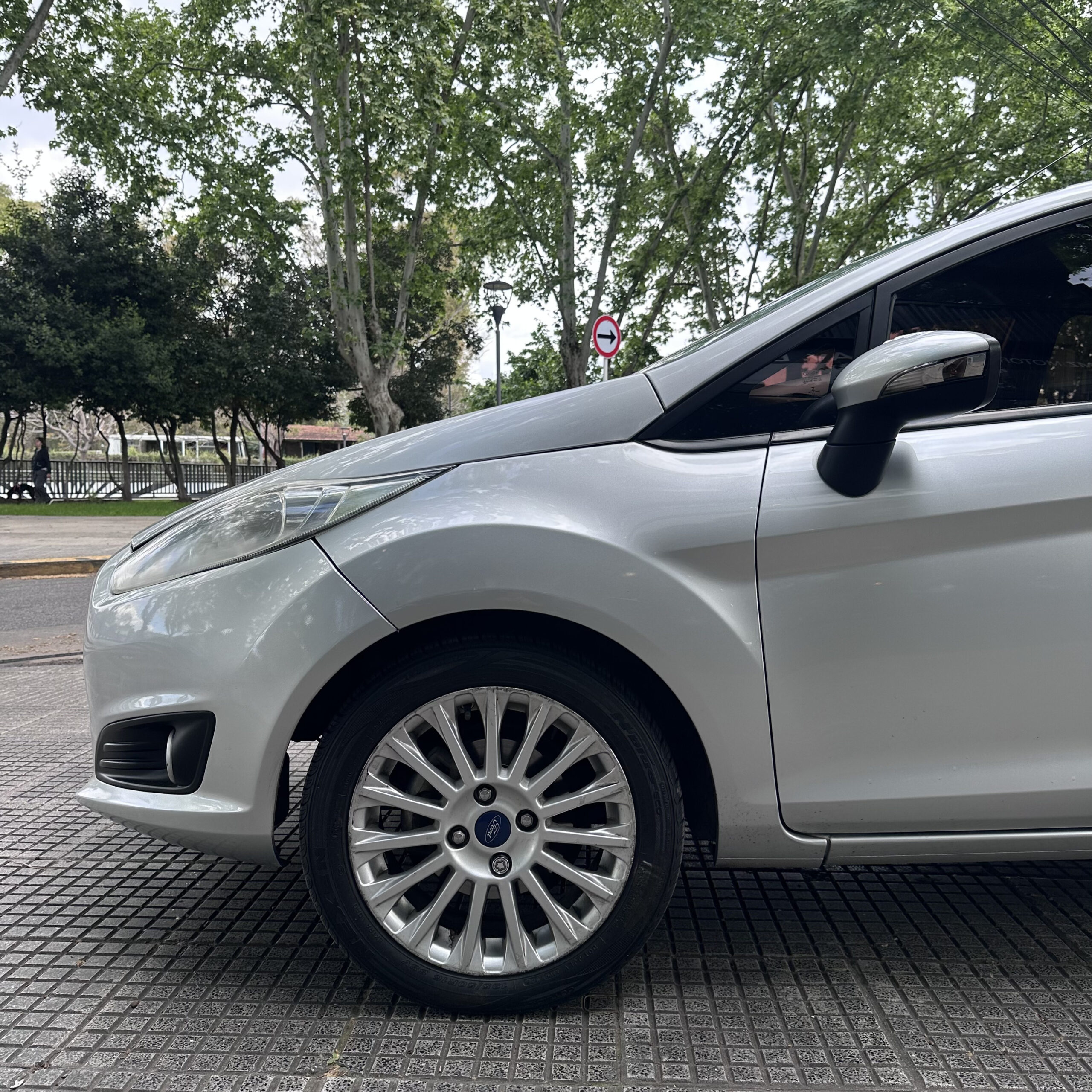 Ford Fiesta Kinetic 1.6 SE 120 cv 2015 – 91.000 km