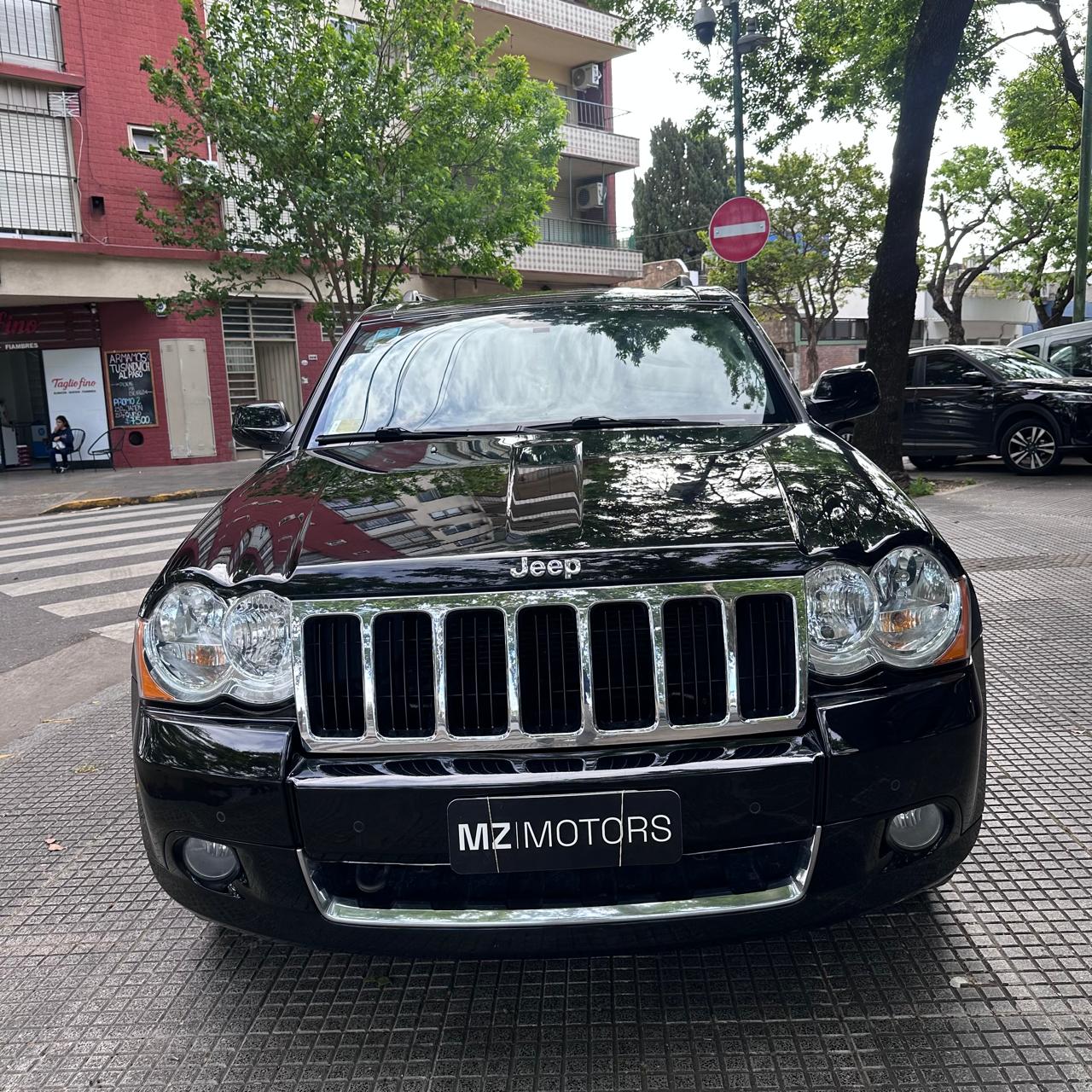 
								Jeep Grand Cherokee Limited V8 4.7l full									