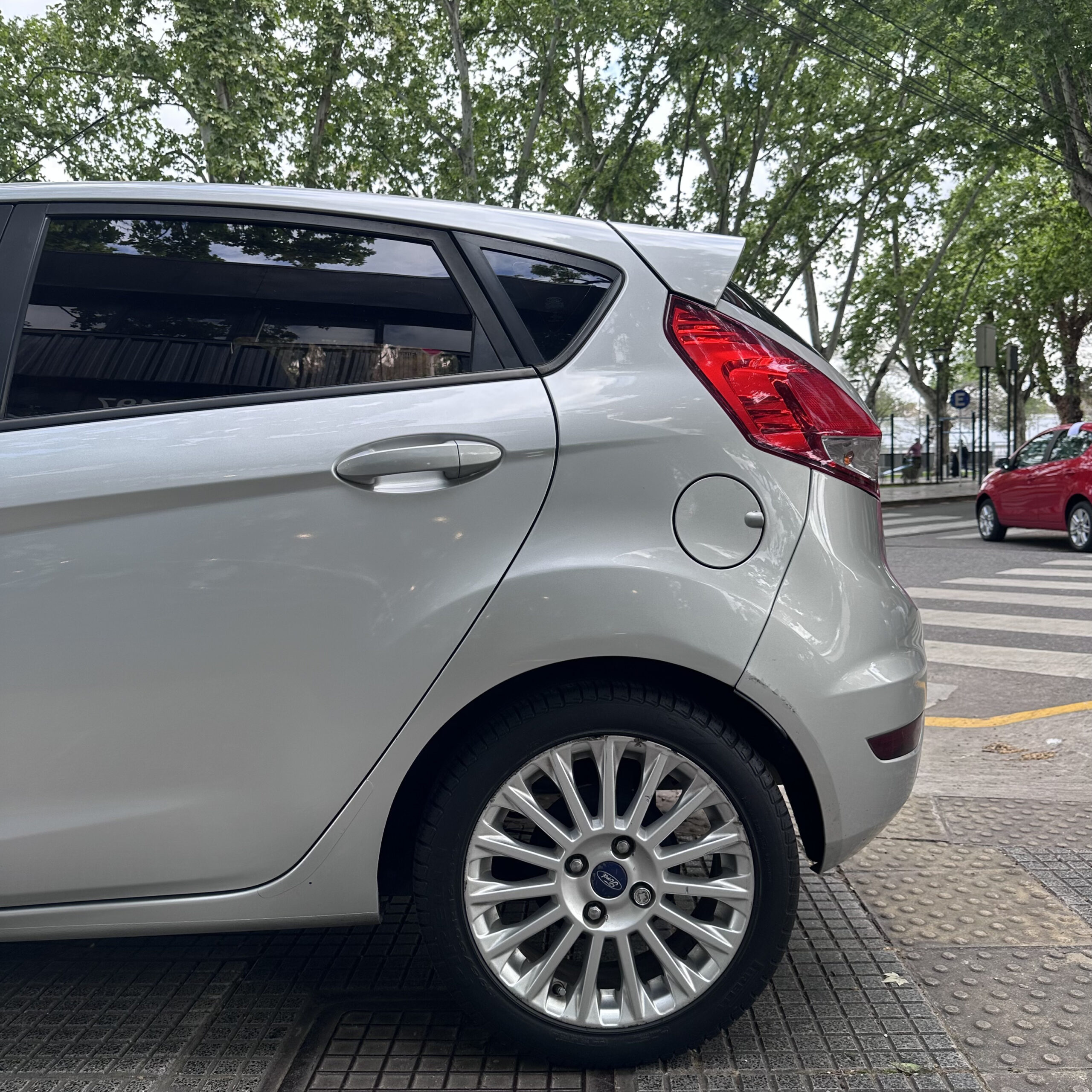 Ford Fiesta Kinetic 1.6 SE 120 cv 2015 – 91.000 km