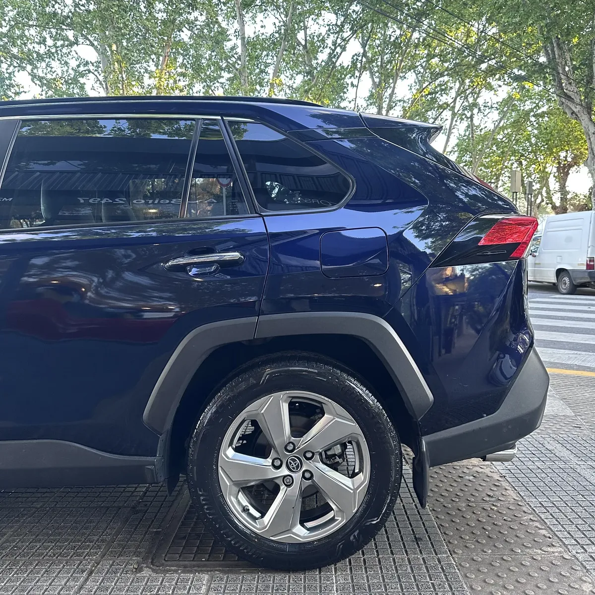 
								Toyota Rav4 Hibrid 2.5 Hv Limited 4×2 At full									