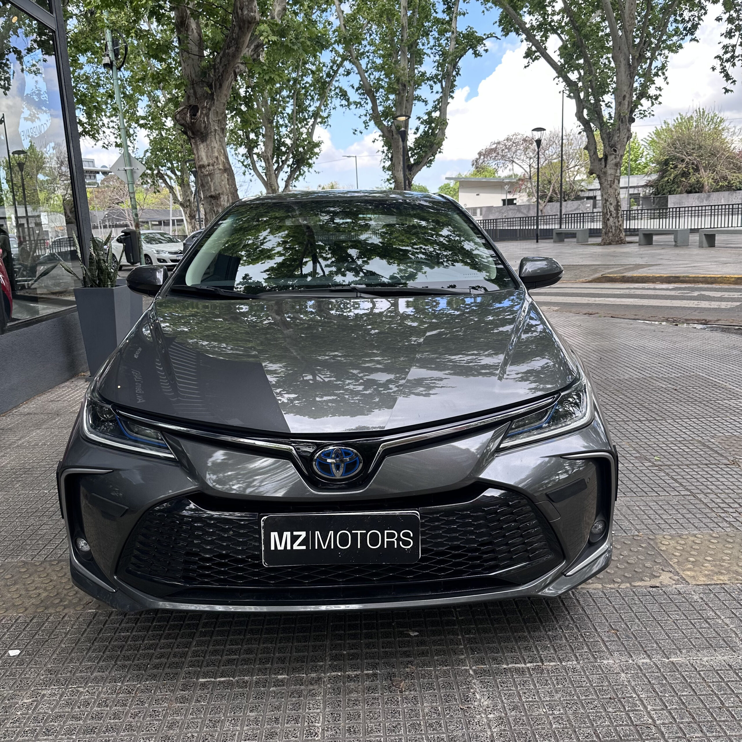 
								Toyota Corolla 1.8 Hev Seg Ecvt full									