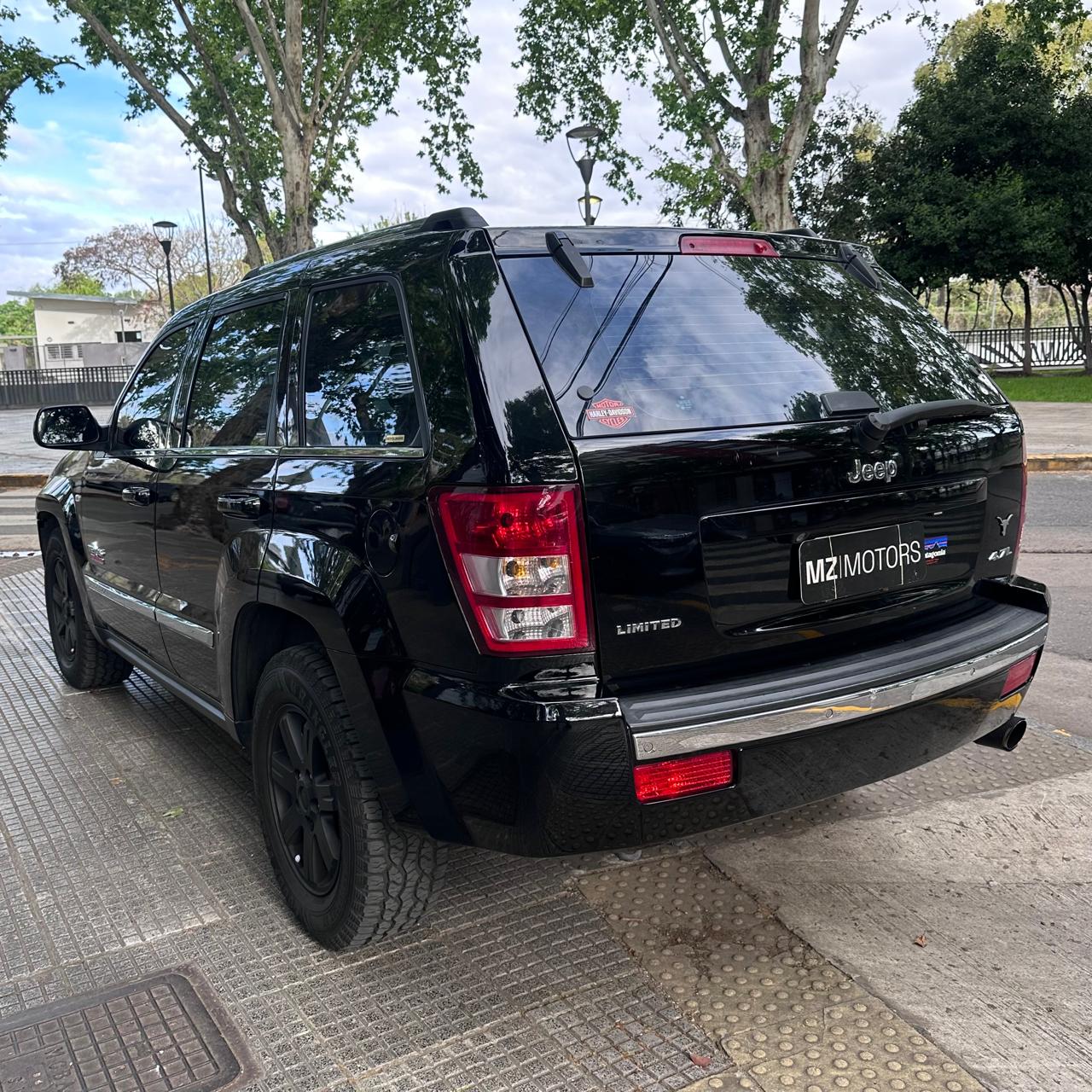 
								Jeep Grand Cherokee Limited V8 4.7l full									