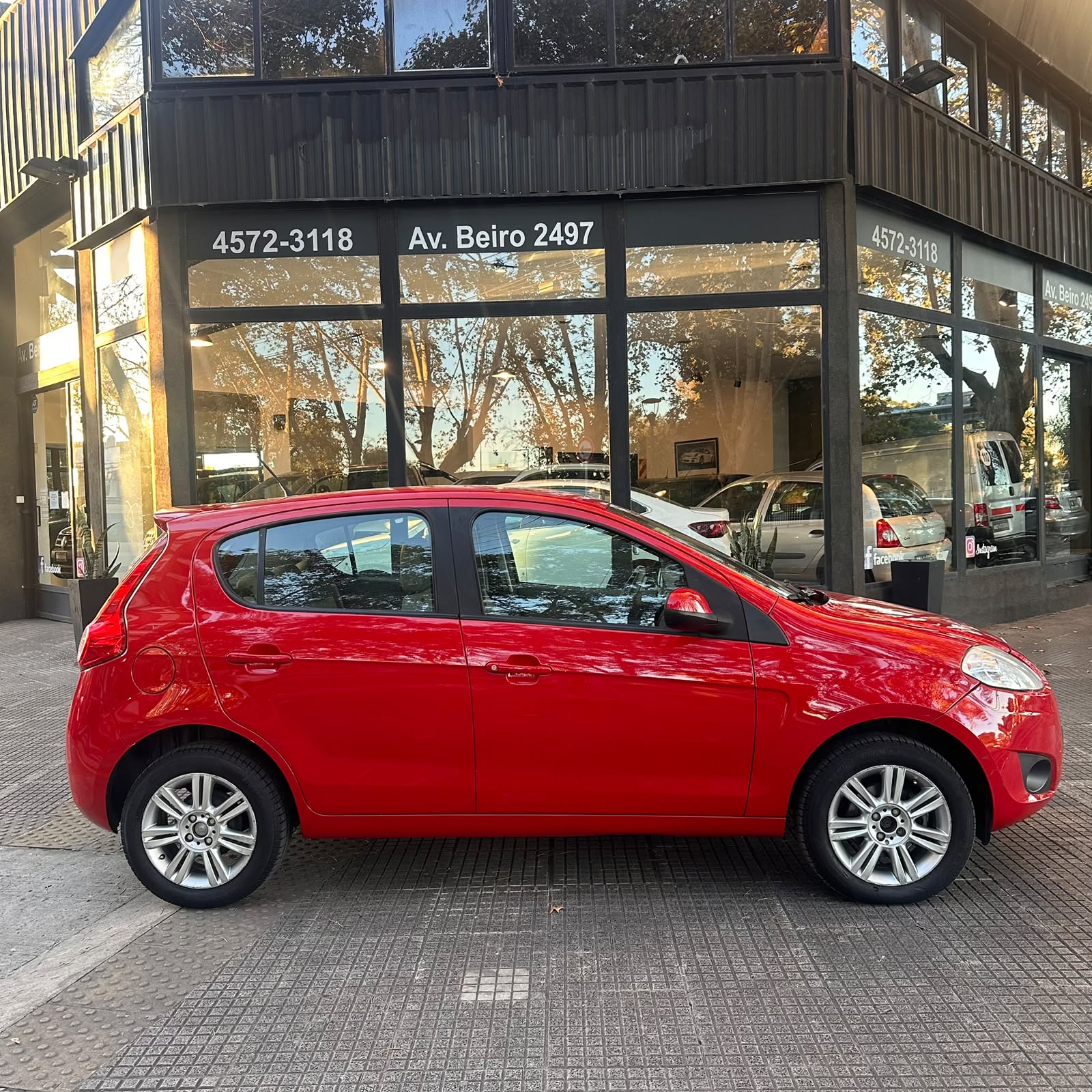 
								Fiat Palio 1.6 Essence 115 cv 2013 – Con llave duplicada y manuales – 130.000 km full									