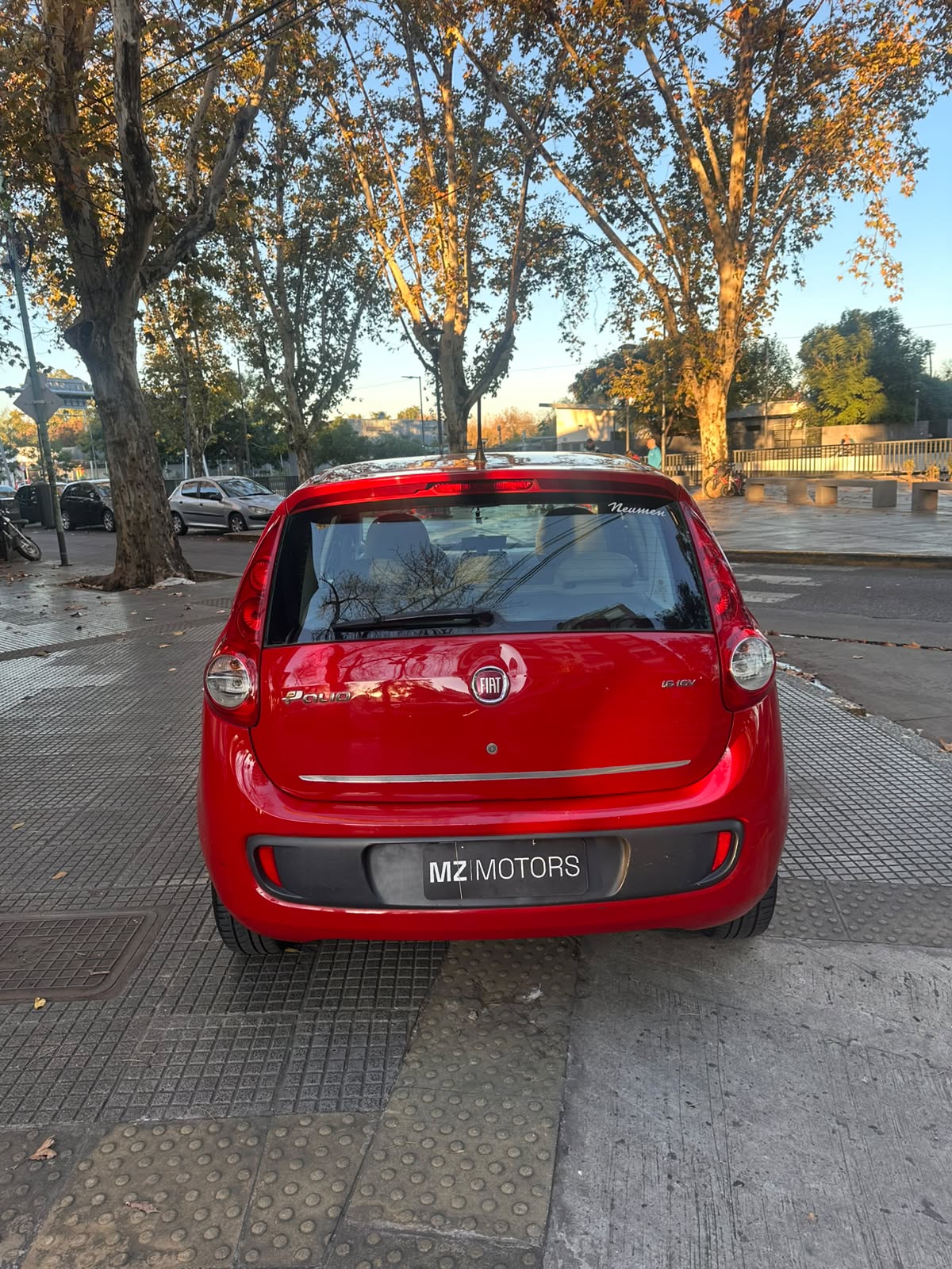 
								Fiat Palio 1.6 Essence 115 cv 2013 – Con llave duplicada y manuales – 130.000 km full									